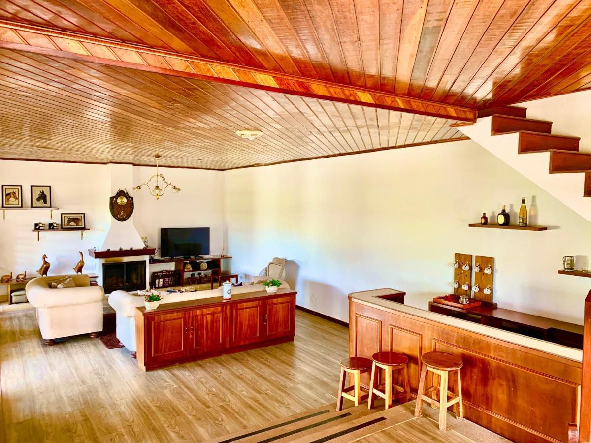 Casa Centro Capivari 700M Distancia Кампус-ду-Жордау Экстерьер фото